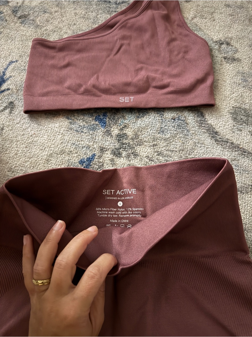 Set Active Seamless Ribbed One-Shoulder Active Set - Picture 2 of 3
